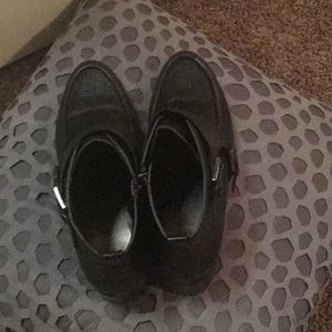 Women’s ankle boots